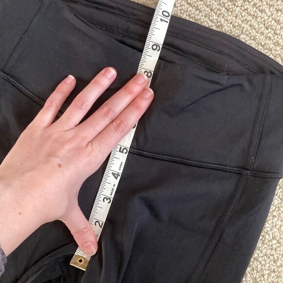 NEW LULULEMON Chasing Miles Tight MR 25" Leggings Nulux Fast Free Size 4 NWOT - Picture 10 of 14